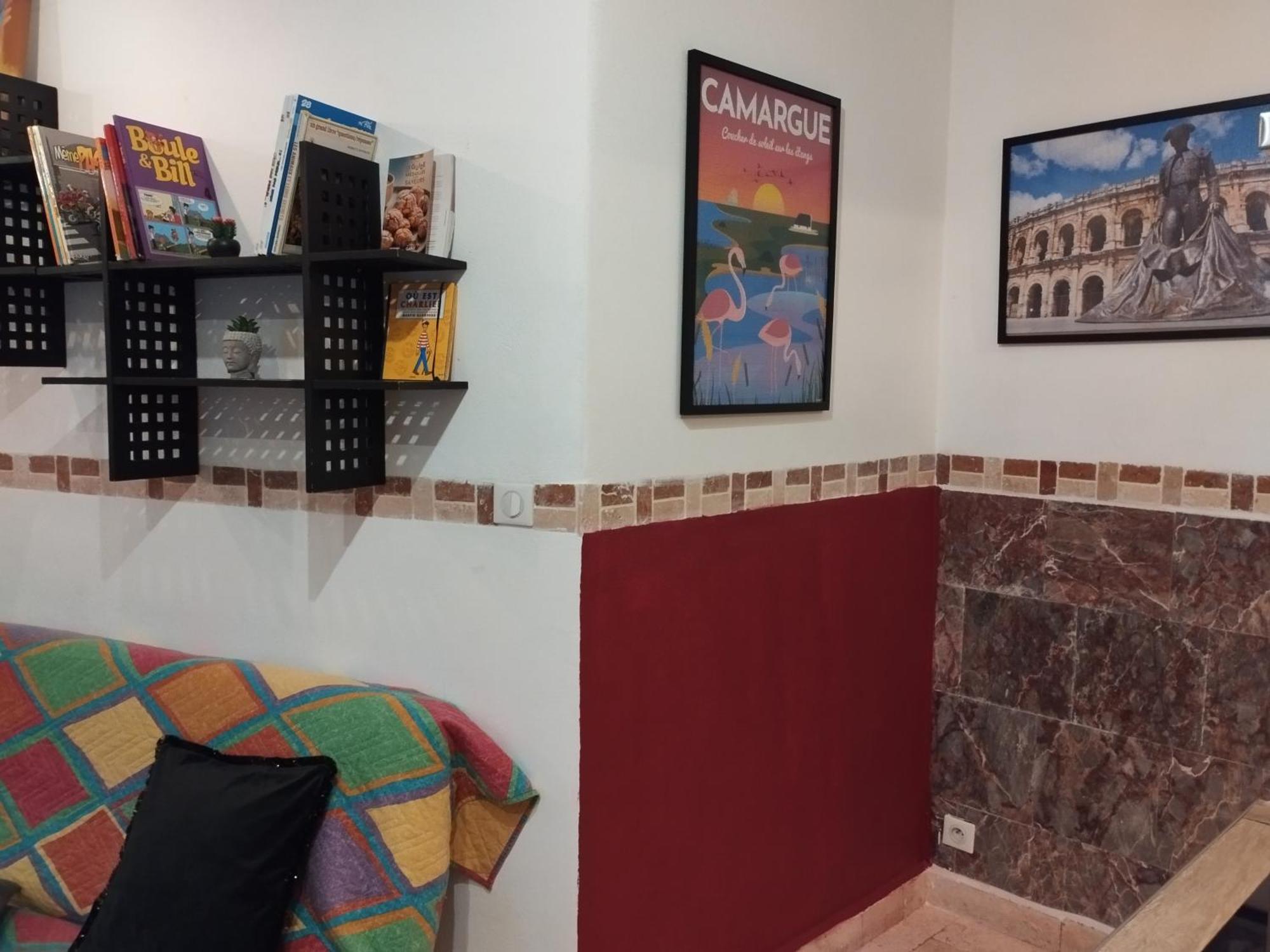 Tres Bel Appartement Cosy Et Chaleureux A Ним Екстериор снимка