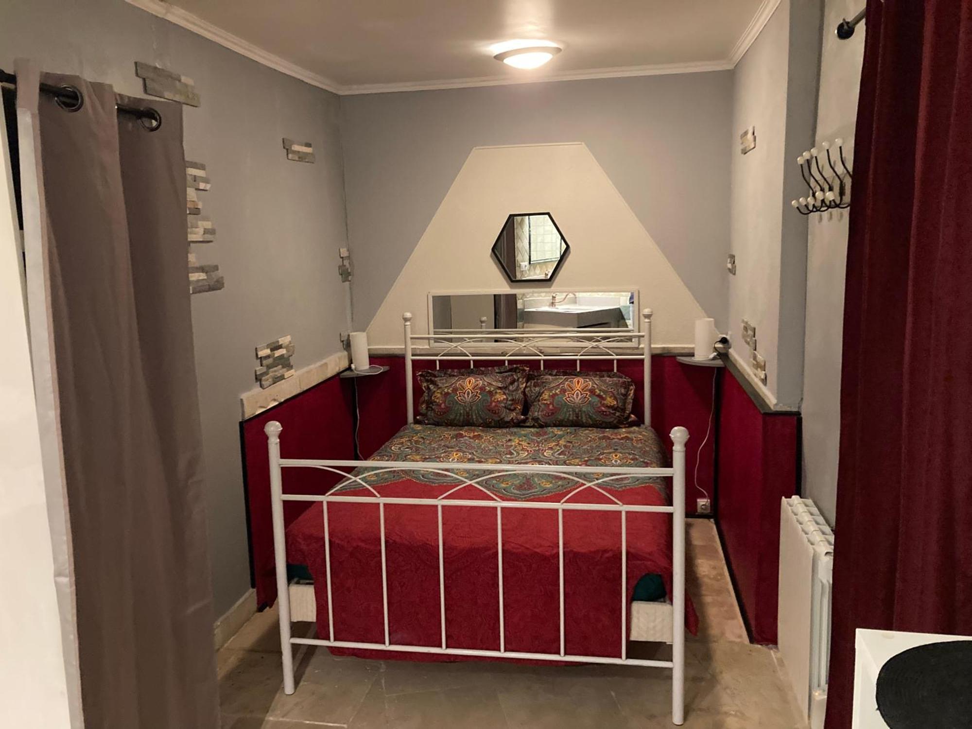 Tres Bel Appartement Cosy Et Chaleureux A Ним Екстериор снимка